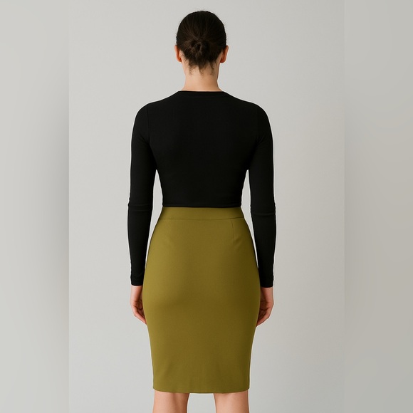 SOLD - Aritzia Babaton | Contour Pencil Skirt | Fen Green | Size M - Picture 2 of 5